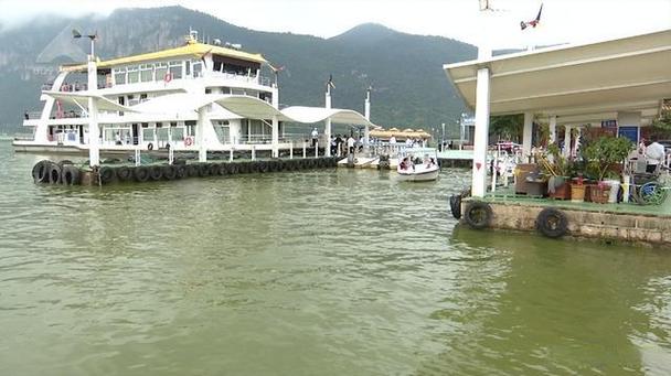 新澳2025今晚开奖结果和云南滇池现鱼跳龙门与滇池跳水